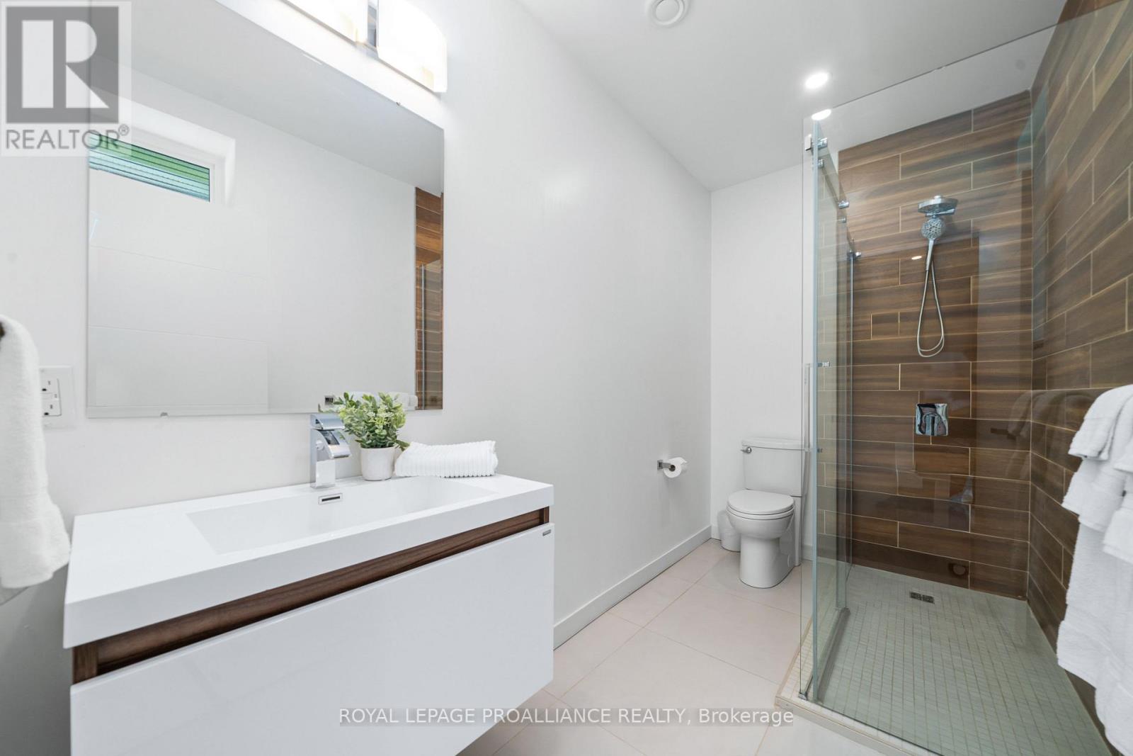 2670 County Road 8, Prince Edward County, Ontario  K0K 2T0 - Photo 43 - X12971186