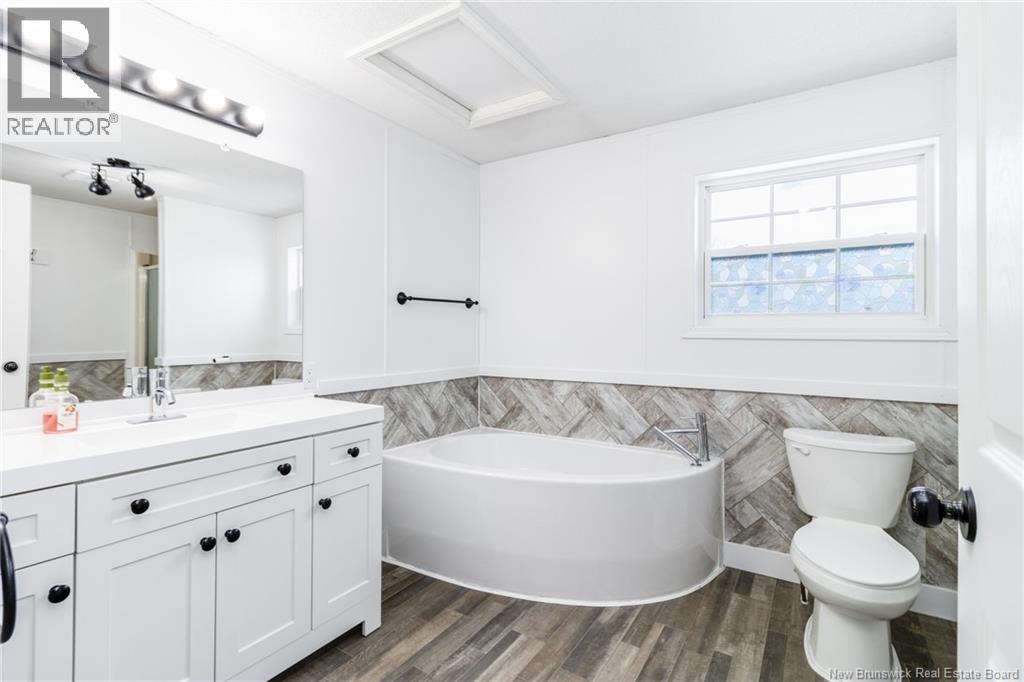 56 Sherry's Lane, Fredericton, New Brunswick  E3C 1L8 - Photo 22 - NB136377