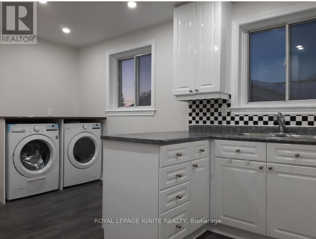 Main - 21 Humheller Road, Toronto, Ontario  M9W 5K2 - Photo 4 - W12781676