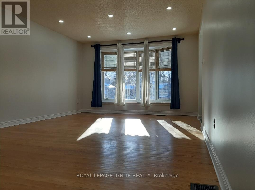 Main - 21 Humheller Road, Toronto, Ontario  M9W 5K2 - Photo 5 - W12781676