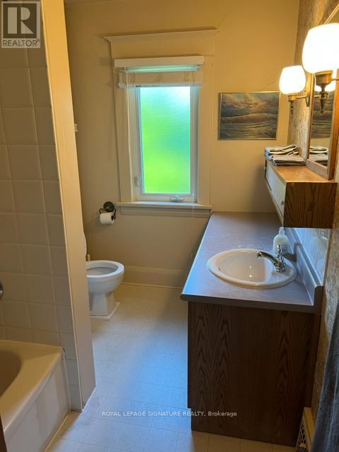 5 Denison Avenue, Brampton, Ontario  L6X 1E7 - Photo 12 - W12802562