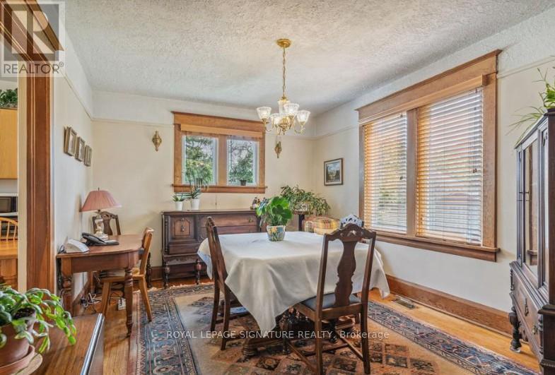 5 Denison Avenue, Brampton, Ontario  L6X 1E7 - Photo 5 - W12802562