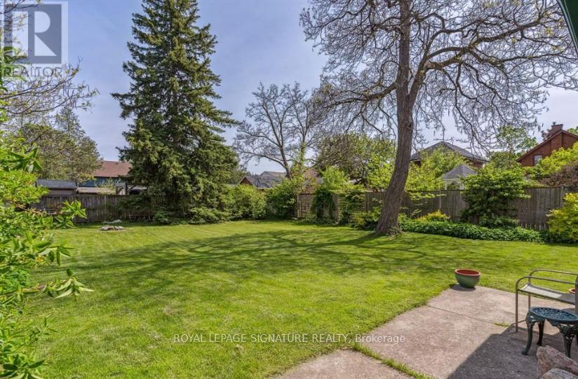 5 Denison Avenue, Brampton, Ontario  L6X 1E7 - Photo 10 - W12802562