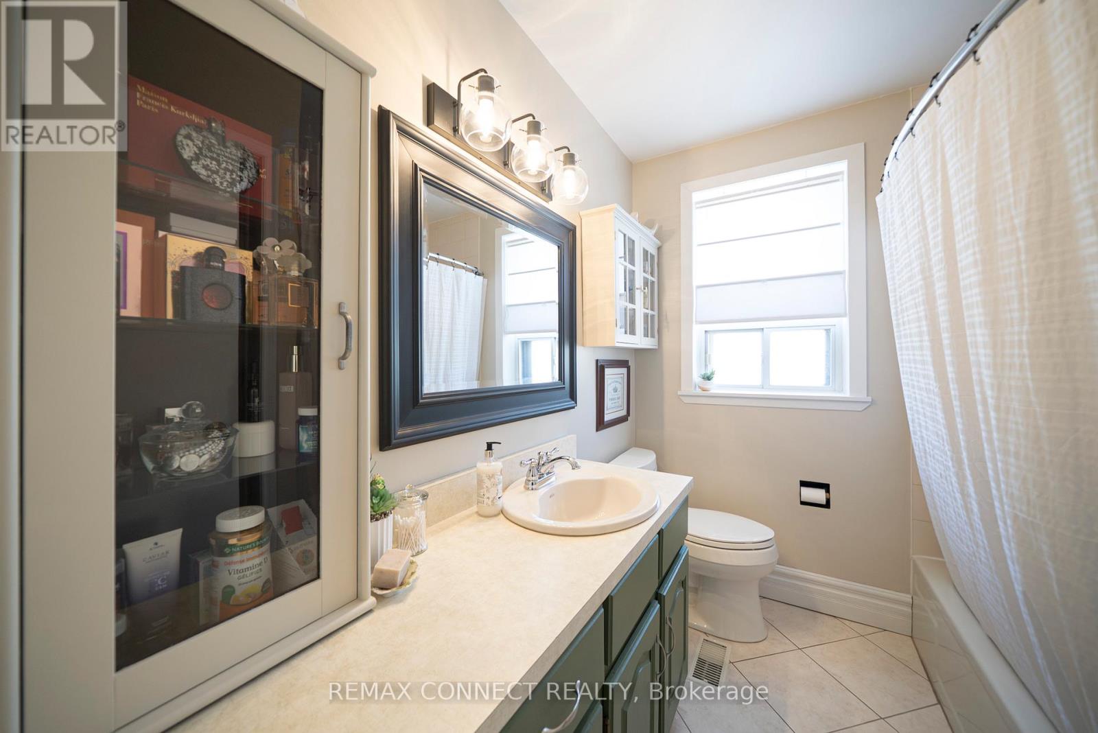 961 Ribston Road, Mississauga, Ontario  L4Y 1B5 - Photo 20 - W12970832