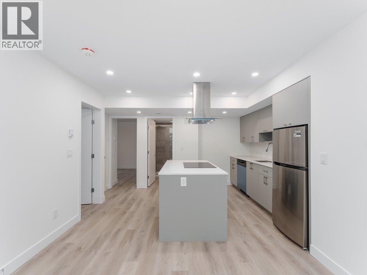 1123 E Keith Road, North Vancouver, British Columbia  V7L 1X4 - Photo 9 - R3074932