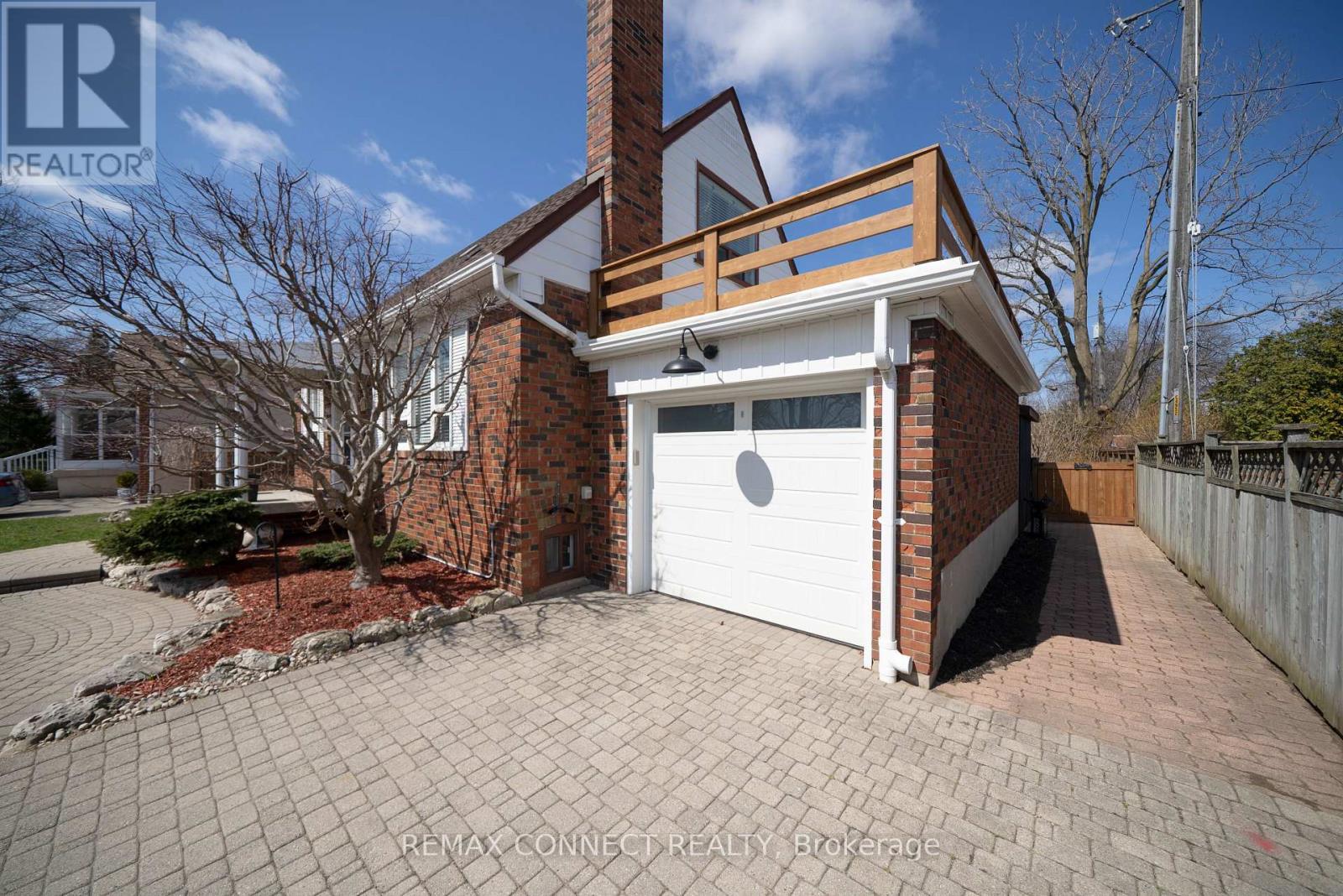 961 Ribston Road, Mississauga, Ontario  L4Y 1B5 - Photo 8 - W12970832