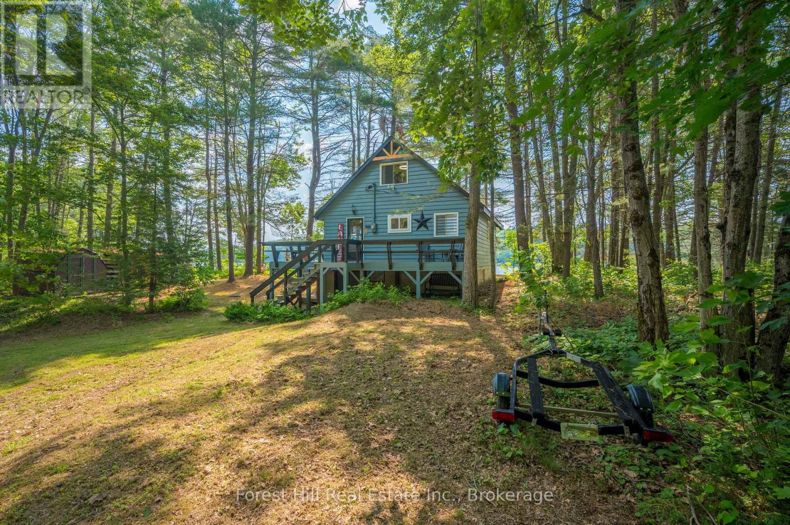 1099 Bracken Trail, Minden Hills, Ontario  K0M 2L1 - Photo 24 - X12920734