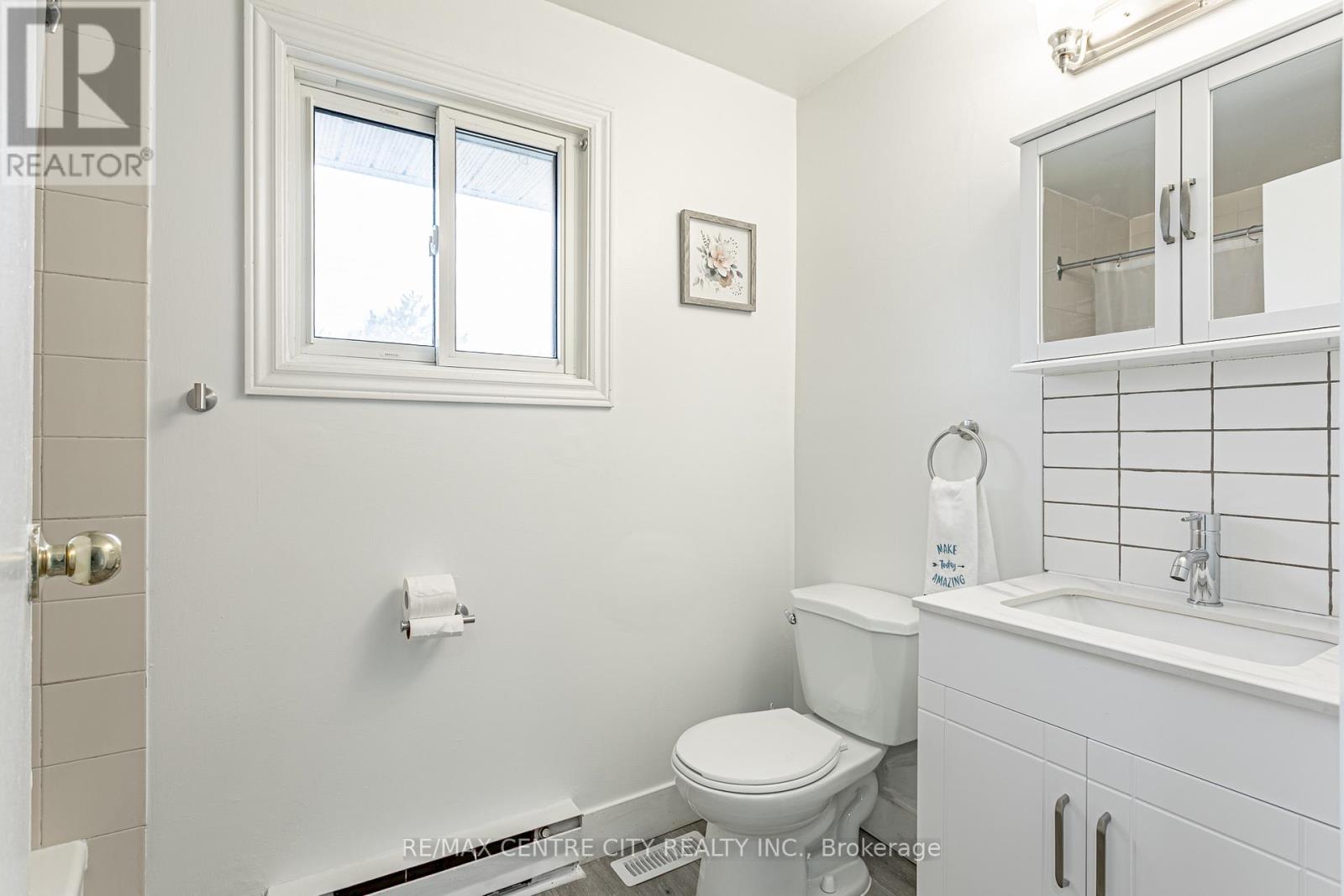 Photo 15 of 31 for 47 - 550 Second Street