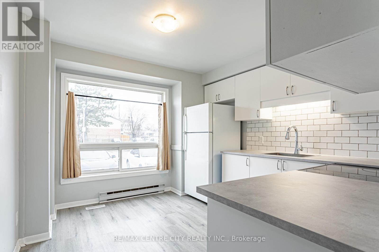 Photo 7 of 31 for 47 - 550 Second Street