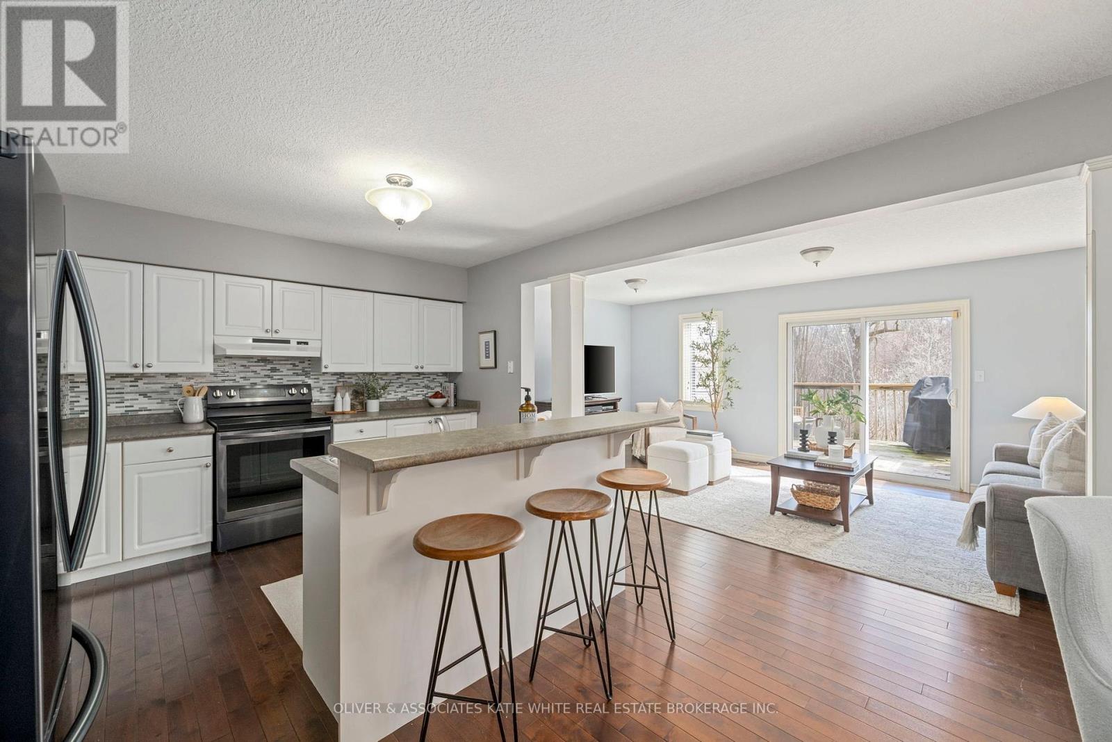 937 Blythwood Road, London North, Ontario  N6H 5W1 - Photo 7 - X12970926