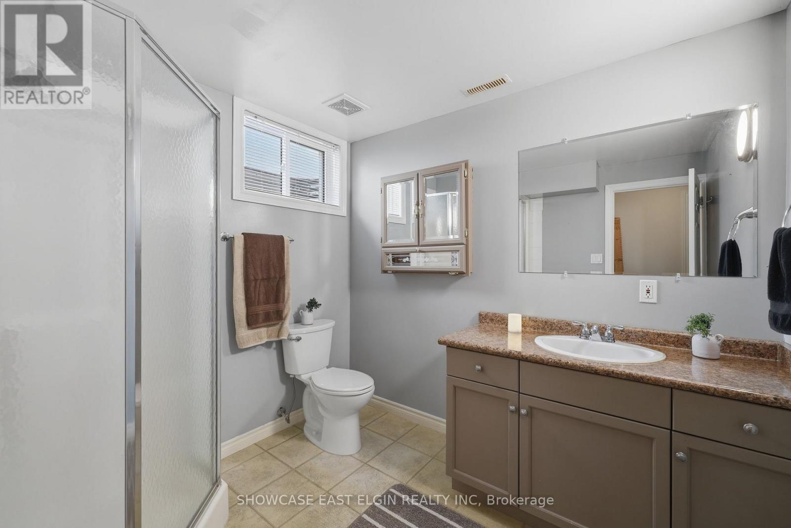 2 Harrington Crescent, St. Thomas, Ontario  N5R 6J1 - Photo 15 - X12971118