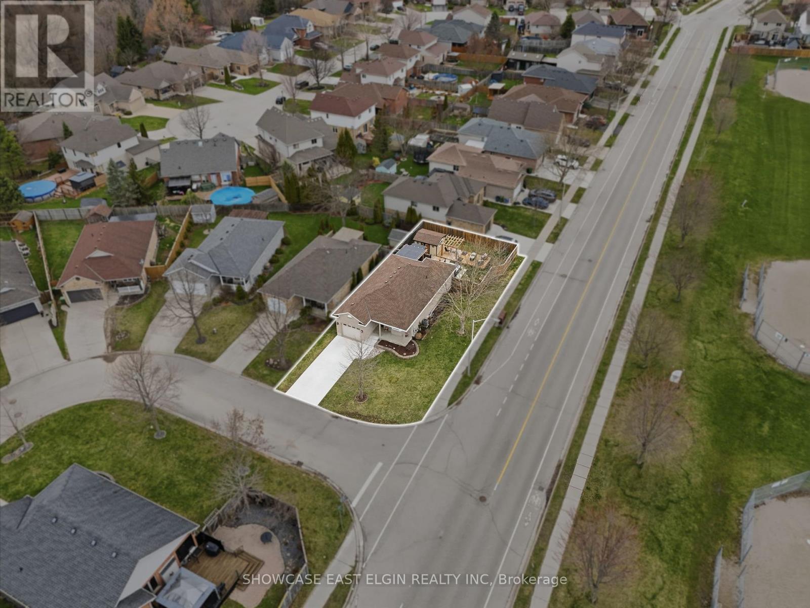 2 Harrington Crescent, St. Thomas, Ontario  N5R 6J1 - Photo 25 - X12971118