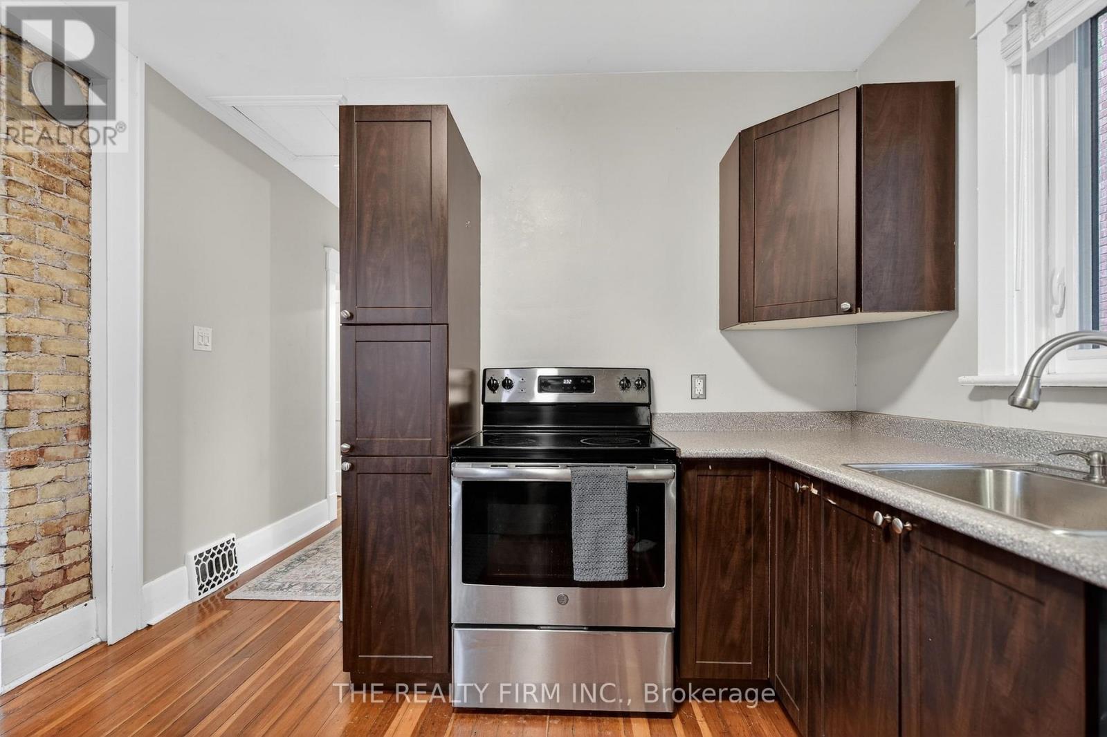 567 Rosedale Street, London East, Ontario  N6B 2C7 - Photo 11 - X12971242