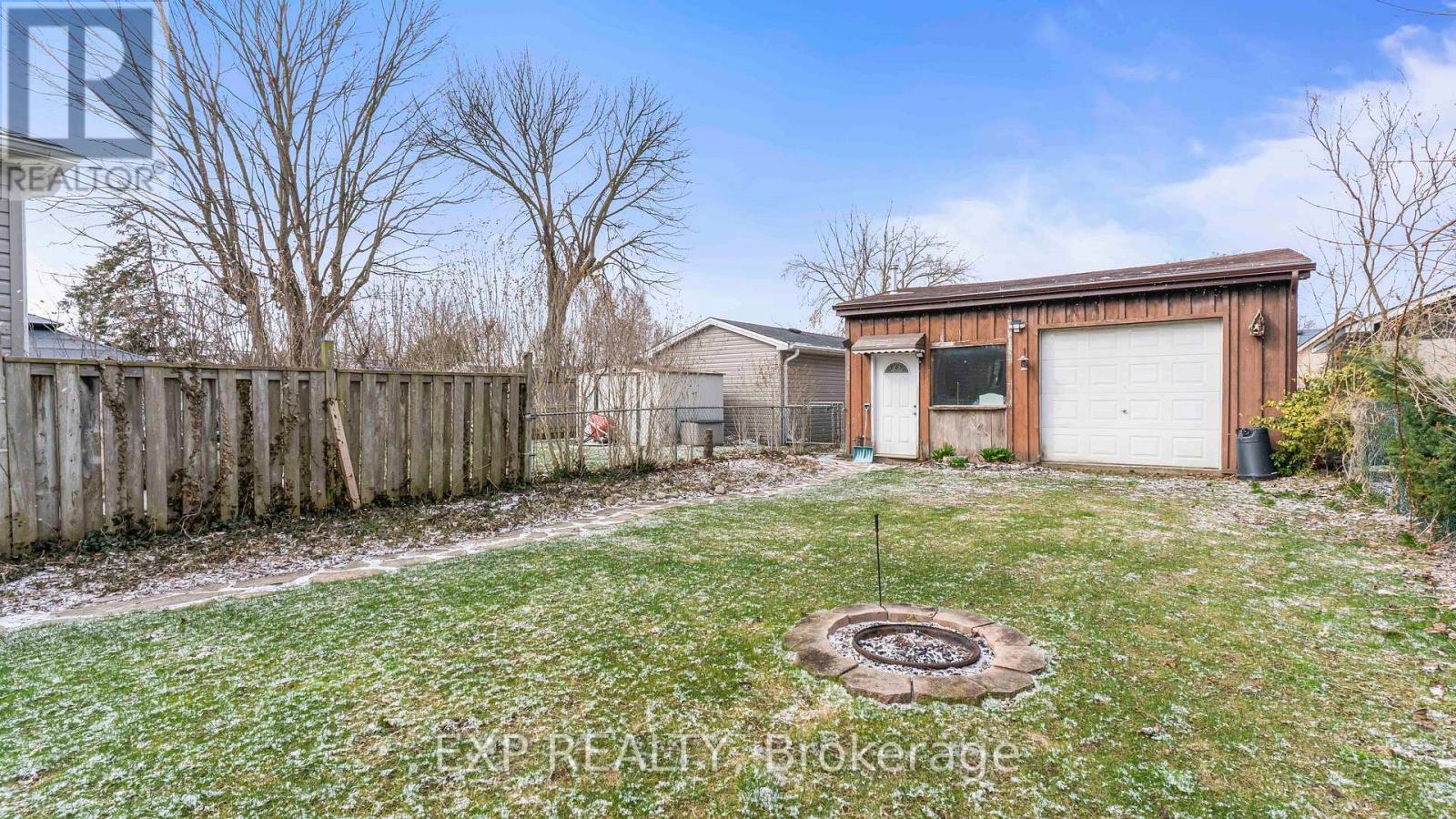 205 East Street, London East, Ontario  N5Z 2S1 - Photo 21 - X12971248