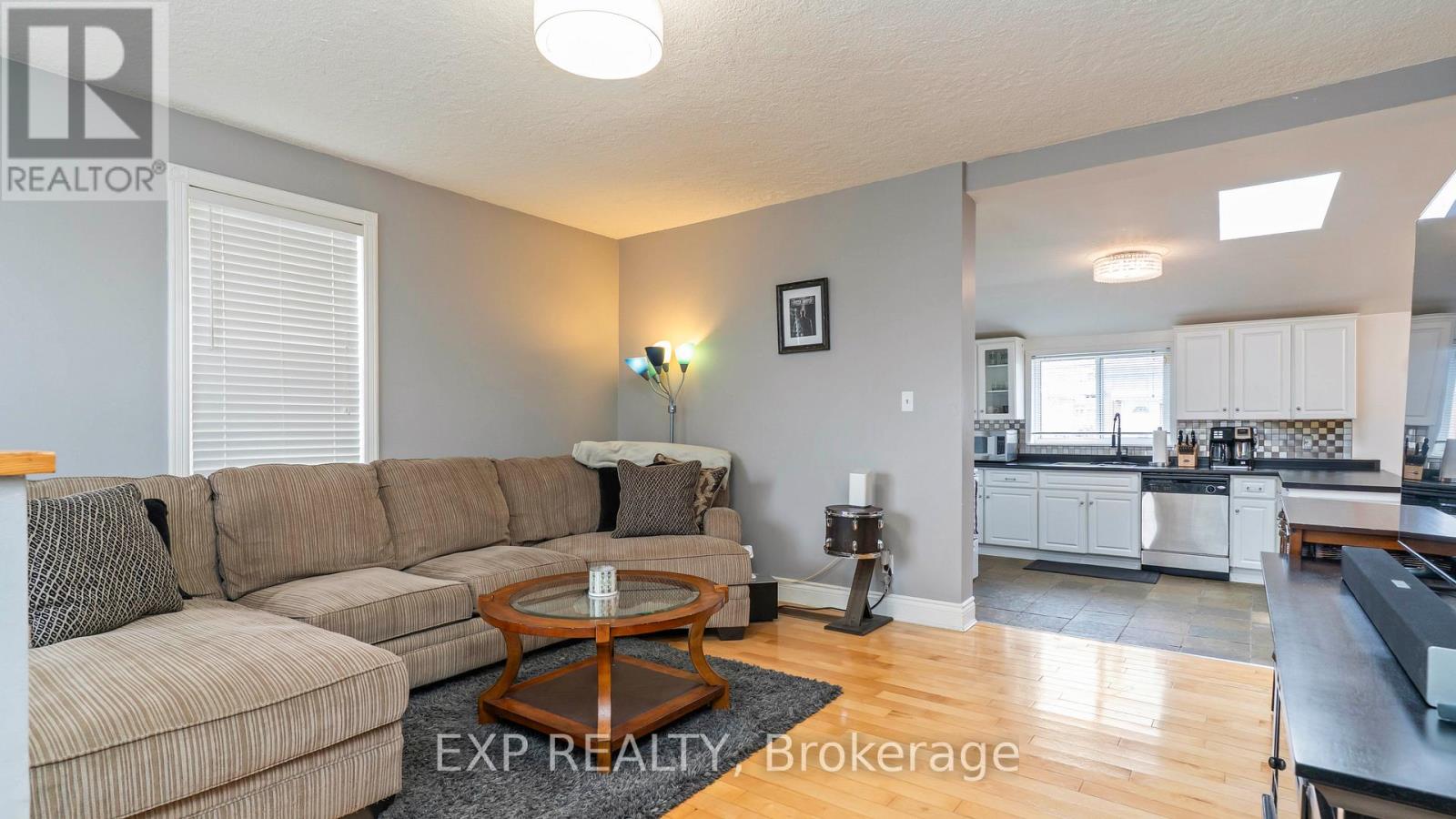 205 East Street, London East, Ontario  N5Z 2S1 - Photo 4 - X12971248