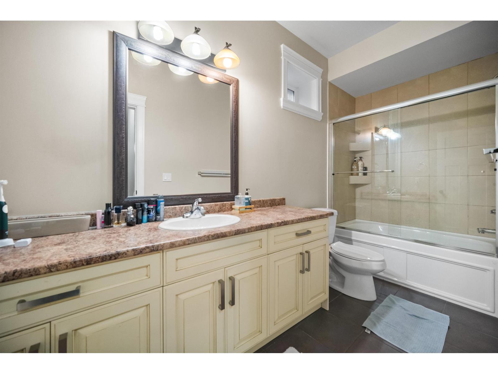 2343 Merlot Boulevard, Abbotsford, British Columbia  V4X 0A6 - Photo 24 - R3108086