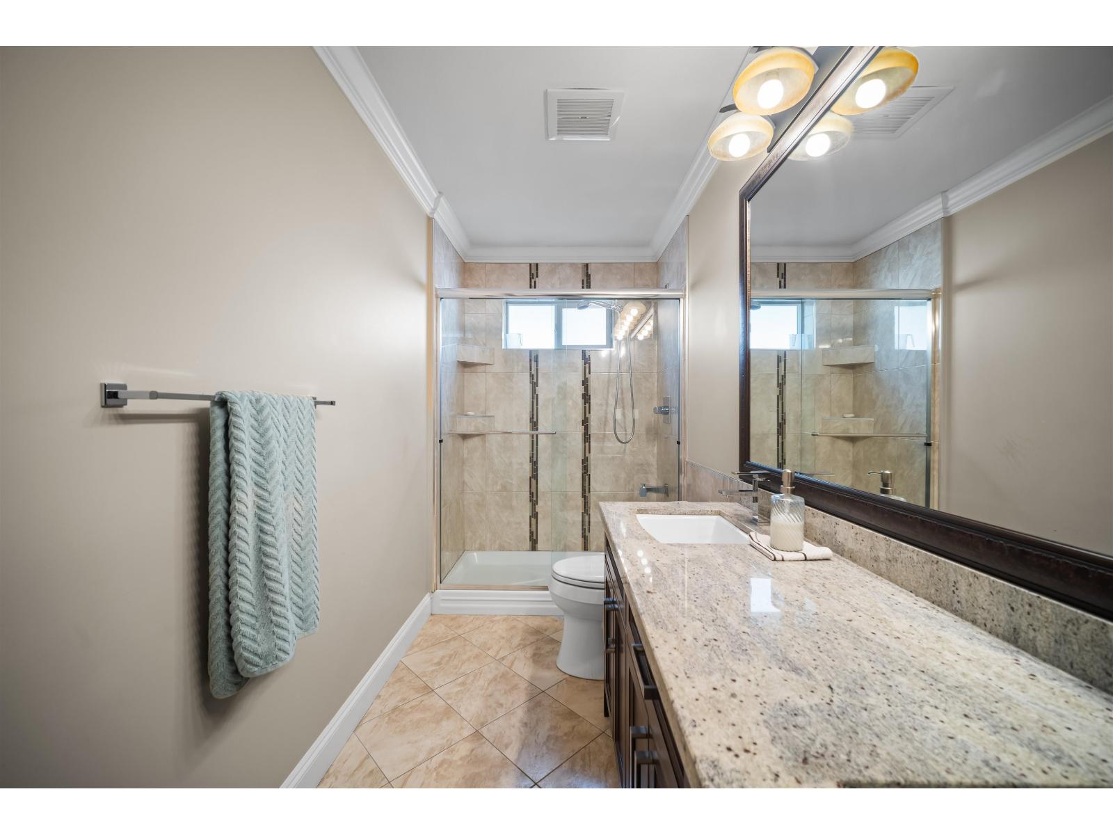 2343 Merlot Boulevard, Abbotsford, British Columbia  V4X 0A6 - Photo 27 - R3108086