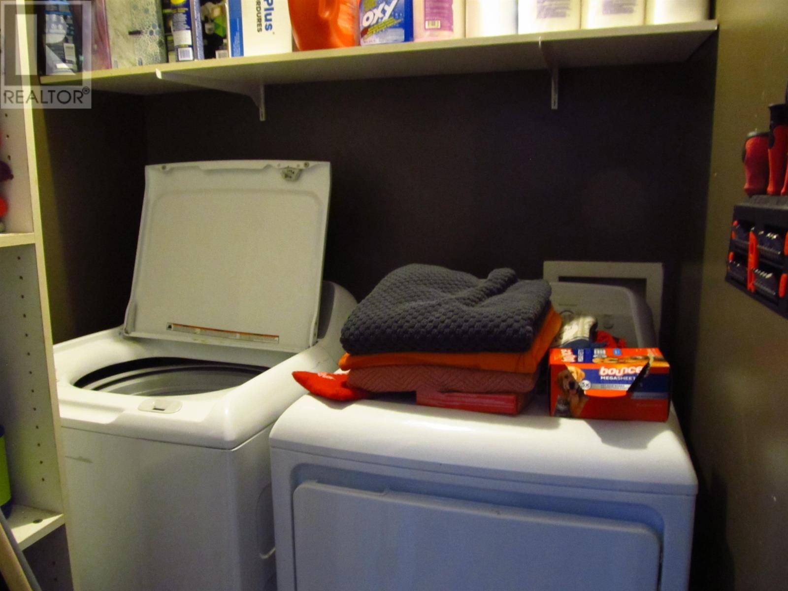 108 Queen St, Longlac, Ontario  P0T 2A0 - Photo 17 - TB2600601