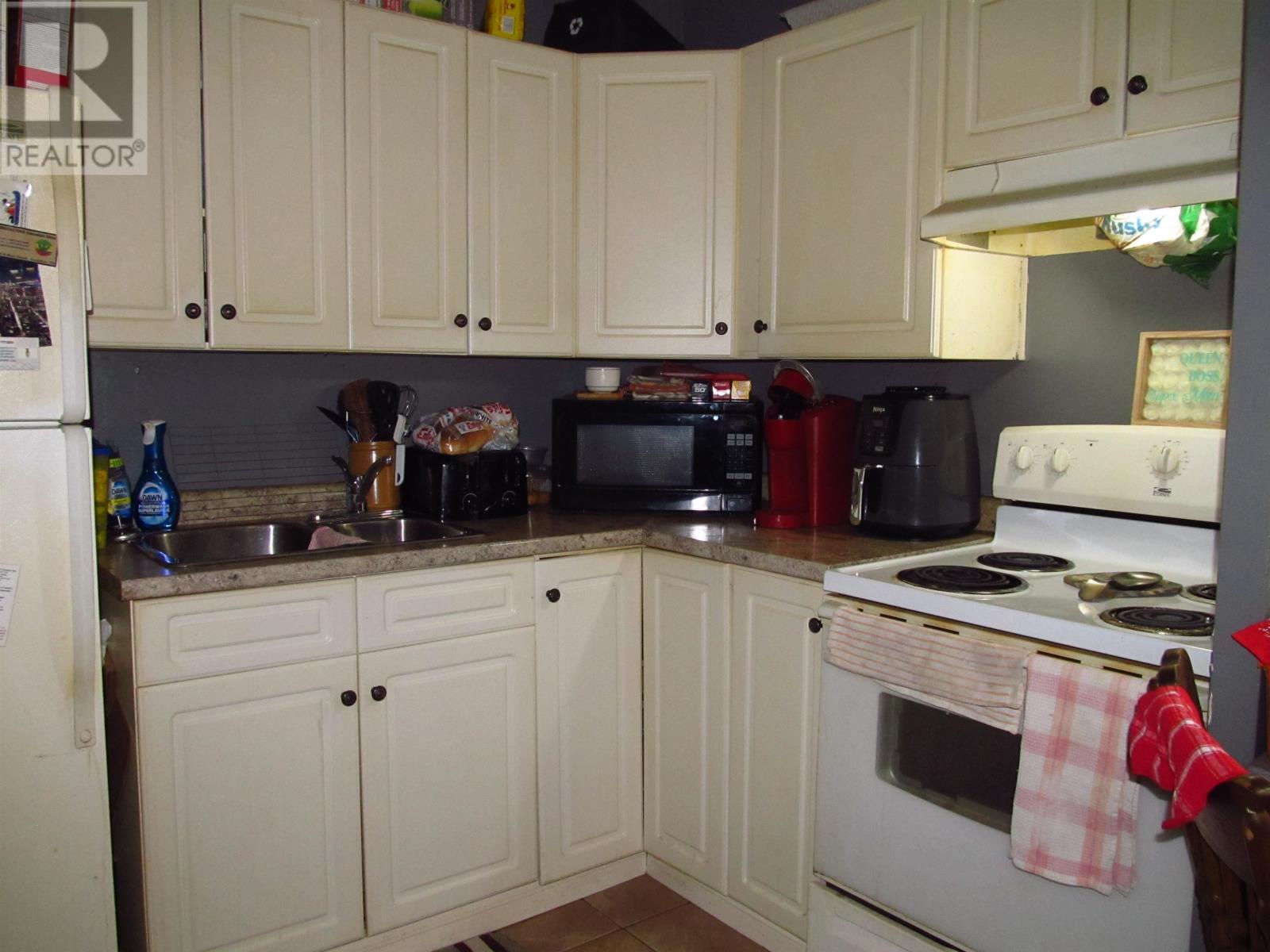 108 Queen St, Longlac, Ontario  P0T 2A0 - Photo 19 - TB2600601