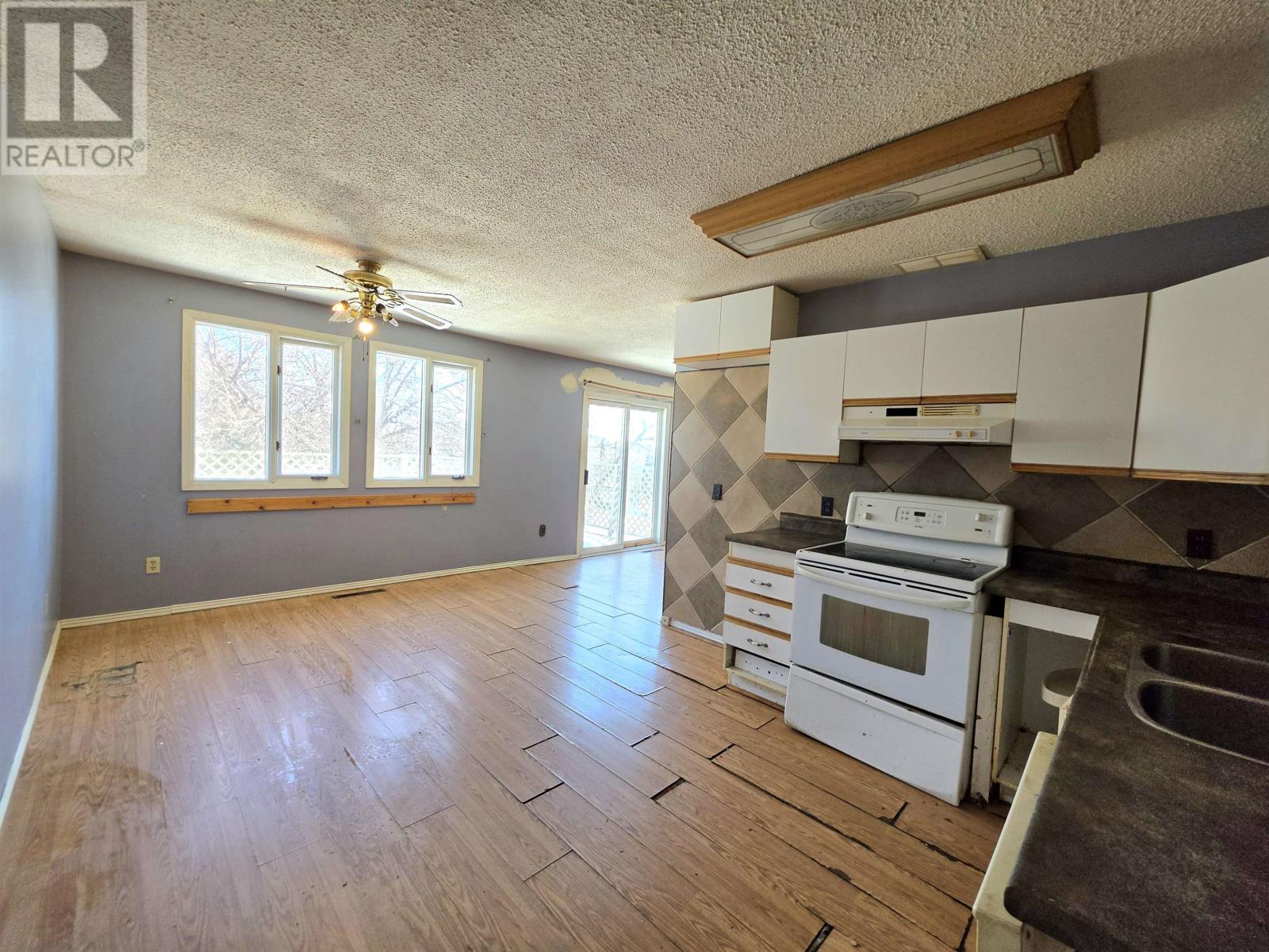 116 Minto Crescent, Kenora, Ontario  P9N 3K2 - Photo 7 - TB2600632