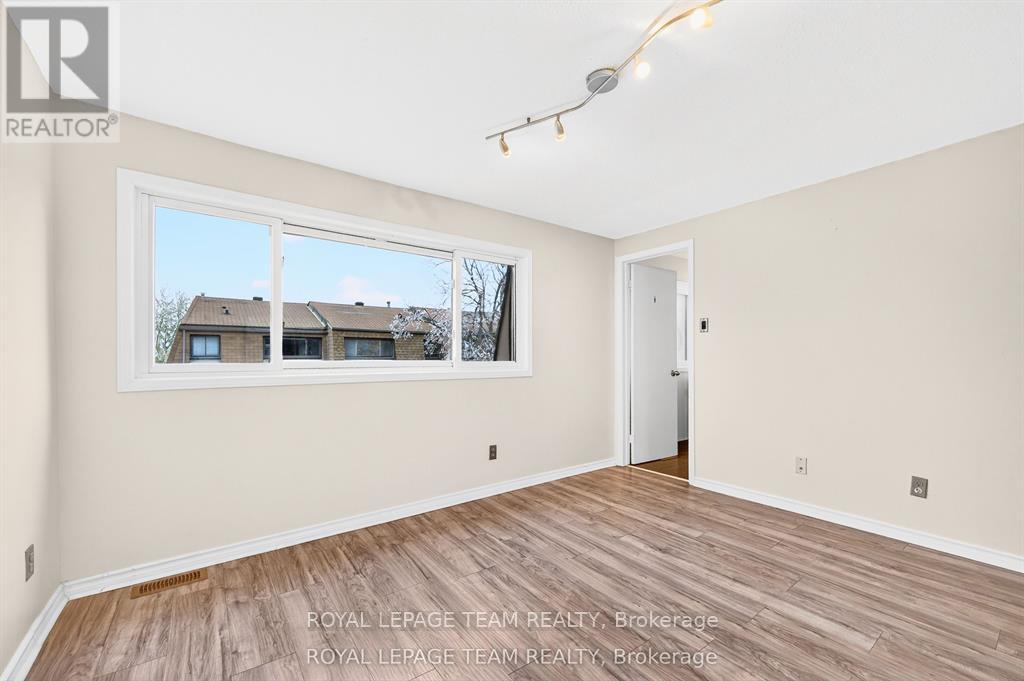 13 - 2 Bertona Street, Ottawa, Ontario  K2G 0W2 - Photo 18 - X12970888