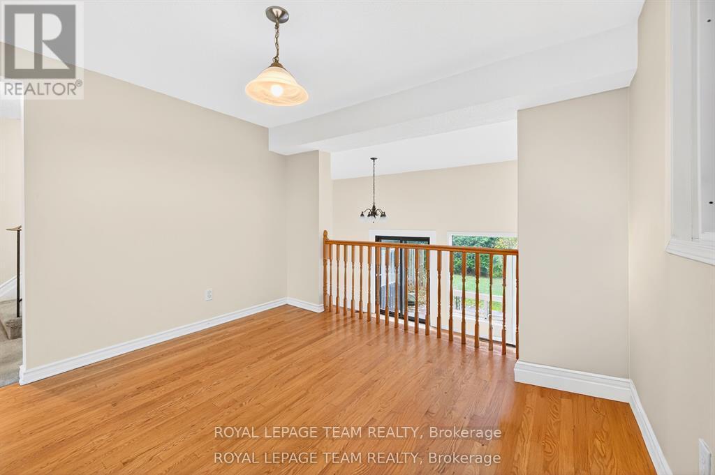 13 - 2 Bertona Street, Ottawa, Ontario  K2G 0W2 - Photo 6 - X12970888