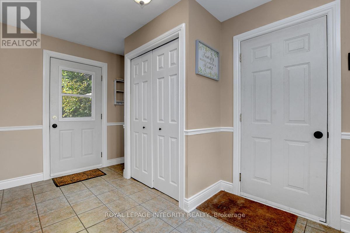 34 Bennett Street, Edwardsburgh/cardinal, Ontario  K0E 1X0 - Photo 5 - X12970898