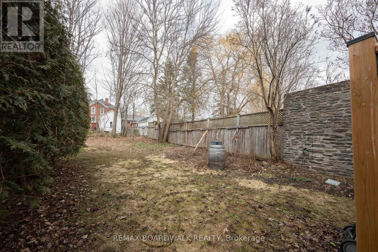 270 Dibble Street W, Prescott, Ontario  K0E 1T0 - Photo 41 - X12970940