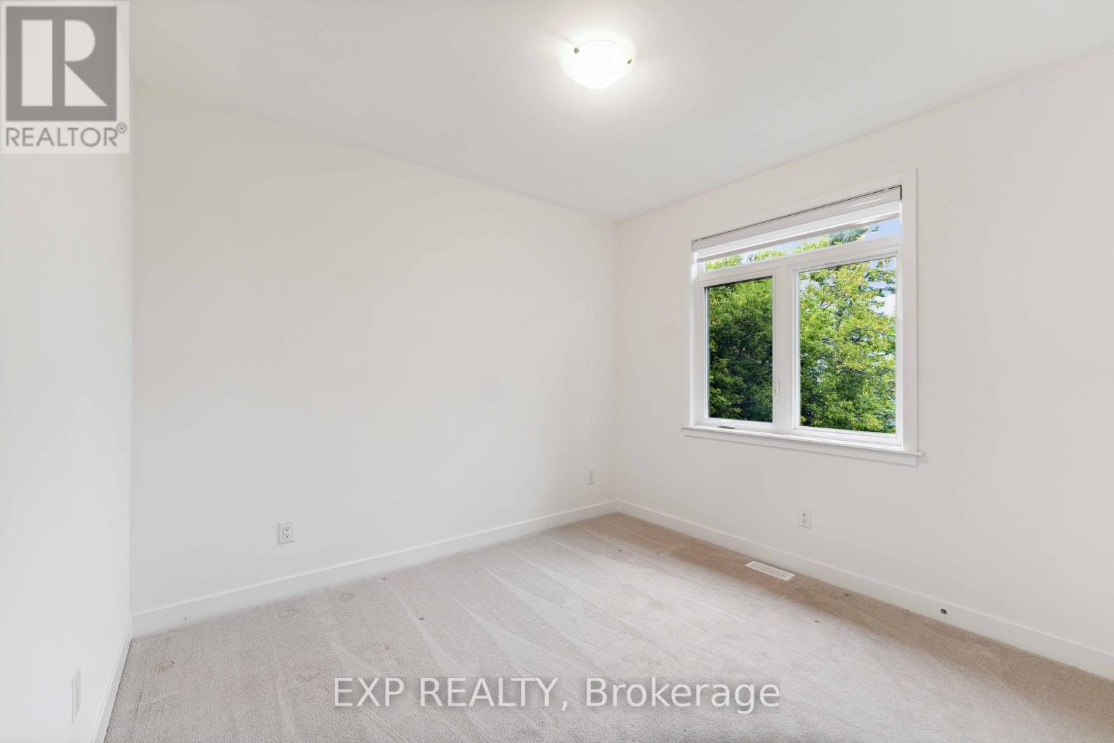 748 Ovation Grove, Ottawa, Ontario  K1T 0X6 - Photo 31 - X12970982