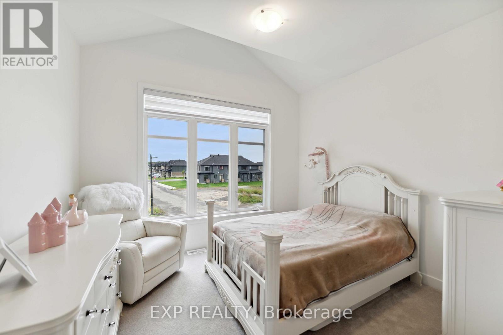 748 Ovation Grove, Ottawa, Ontario  K1T 0X6 - Photo 34 - X12970982