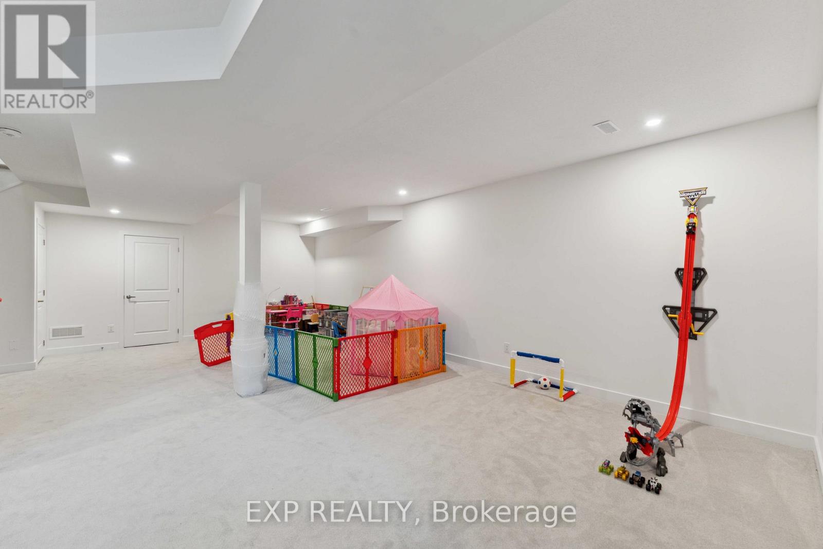 748 Ovation Grove, Ottawa, Ontario  K1T 0X6 - Photo 41 - X12970982