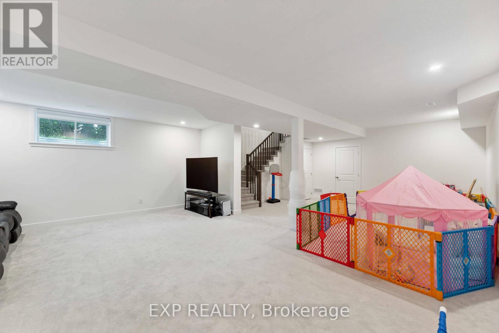 748 Ovation Grove, Ottawa, Ontario  K1T 0X6 - Photo 42 - X12970982