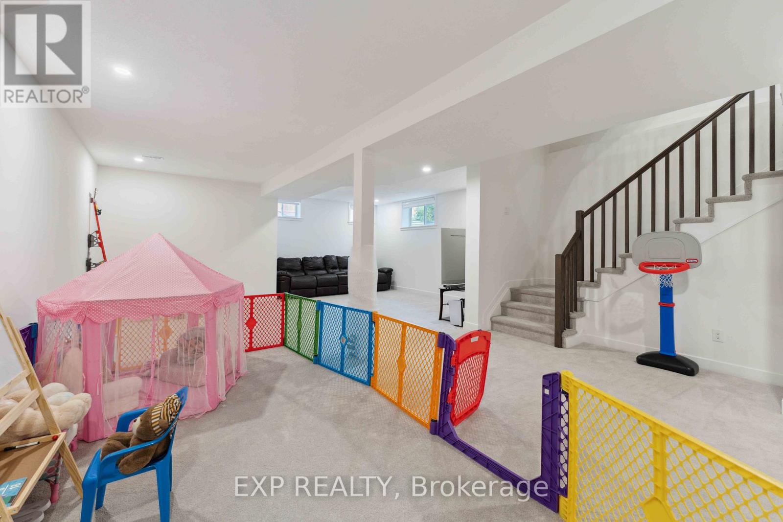 748 Ovation Grove, Ottawa, Ontario  K1T 0X6 - Photo 44 - X12970982