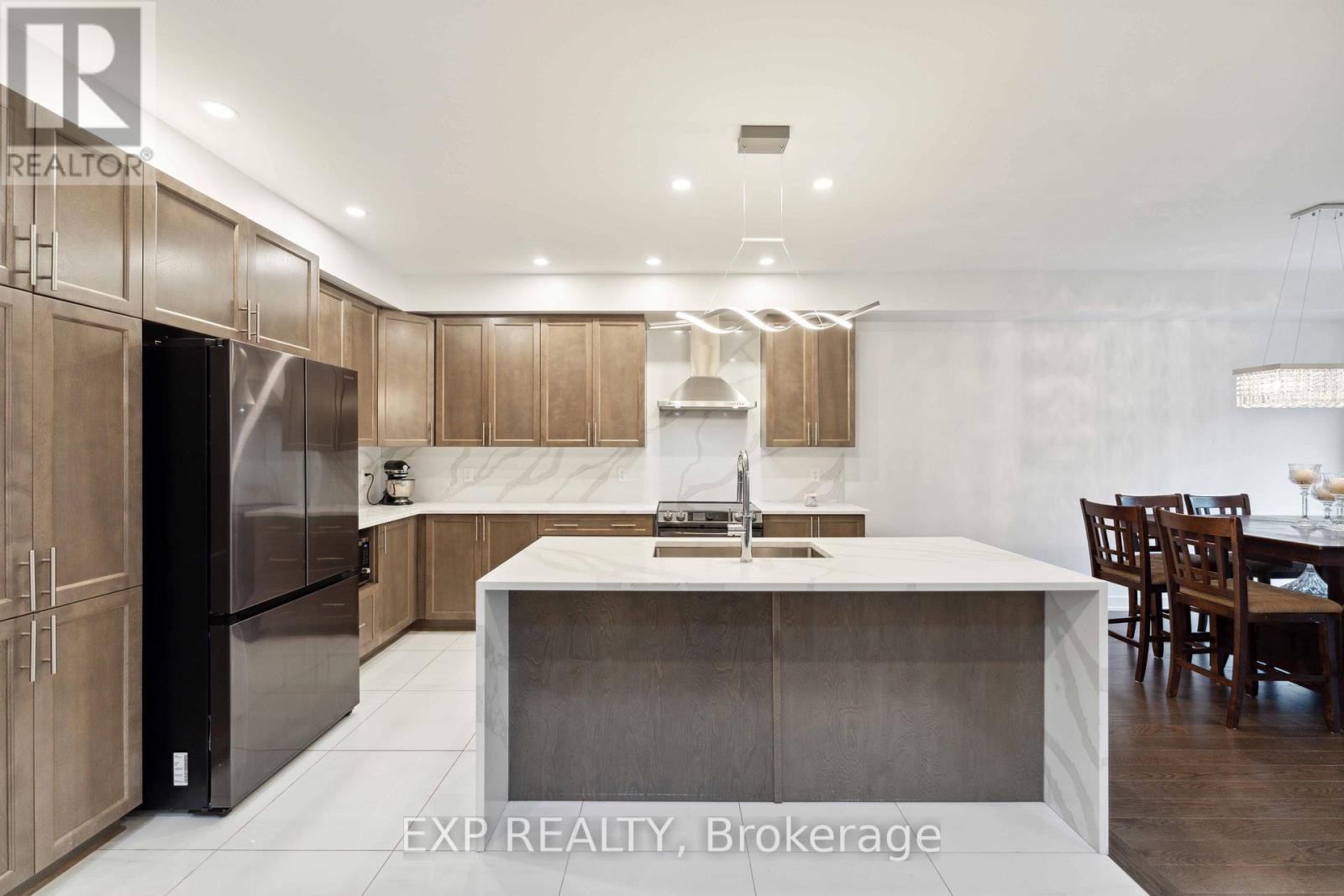 748 Ovation Grove, Ottawa, Ontario  K1T 0X6 - Photo 6 - X12970982