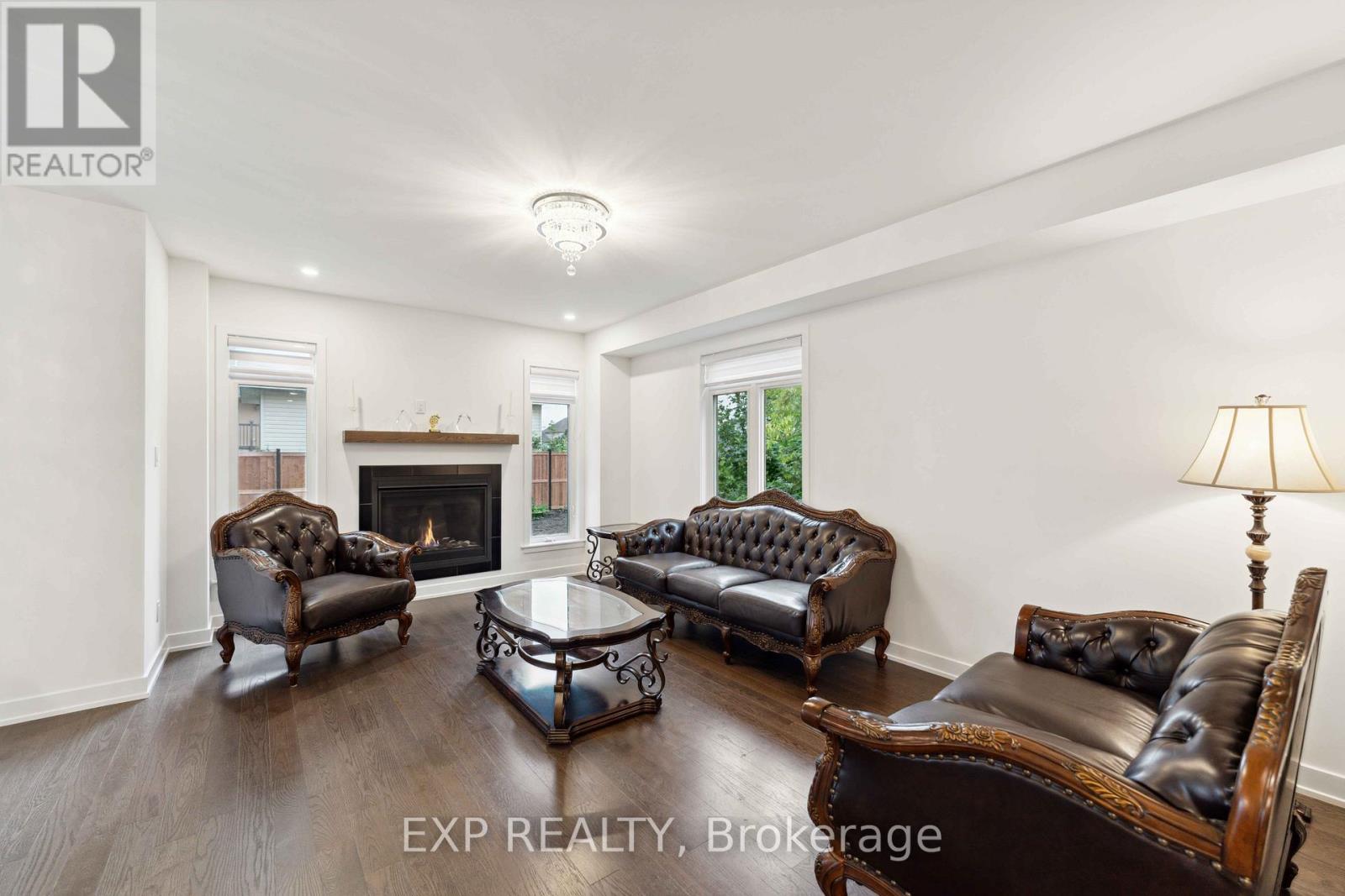 748 Ovation Grove, Ottawa, Ontario  K1T 0X6 - Photo 7 - X12970982