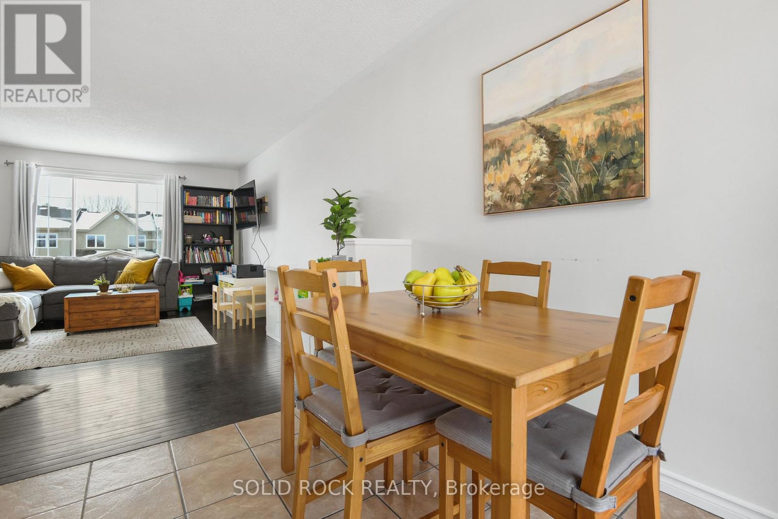 34 Northbrook Road, Petawawa, Ontario  K8H 3N5 - Photo 9 - X12970994