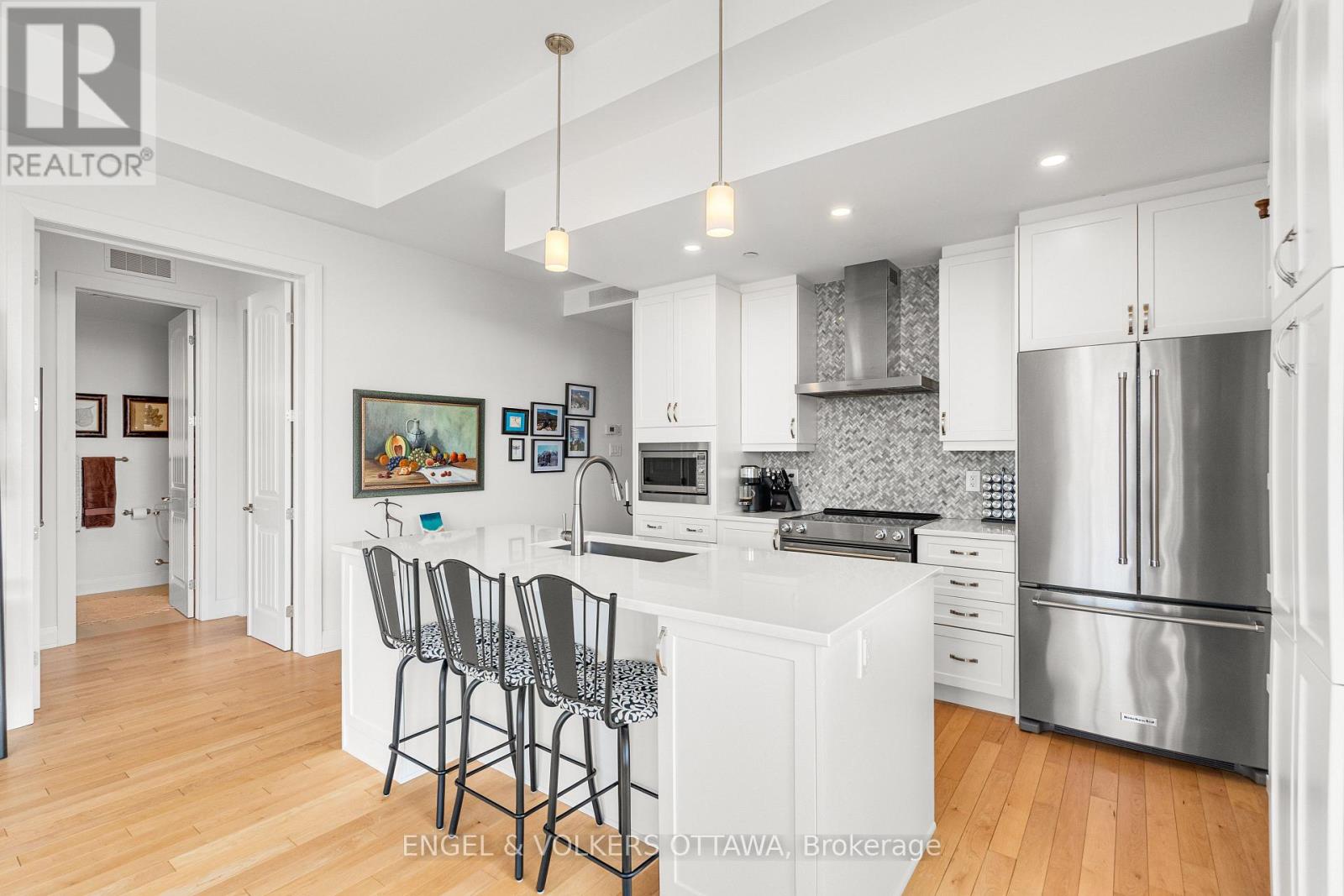 402 - 110 Cortile Private, Ottawa, Ontario K1V 2S8 - Photo 14 - X12971016