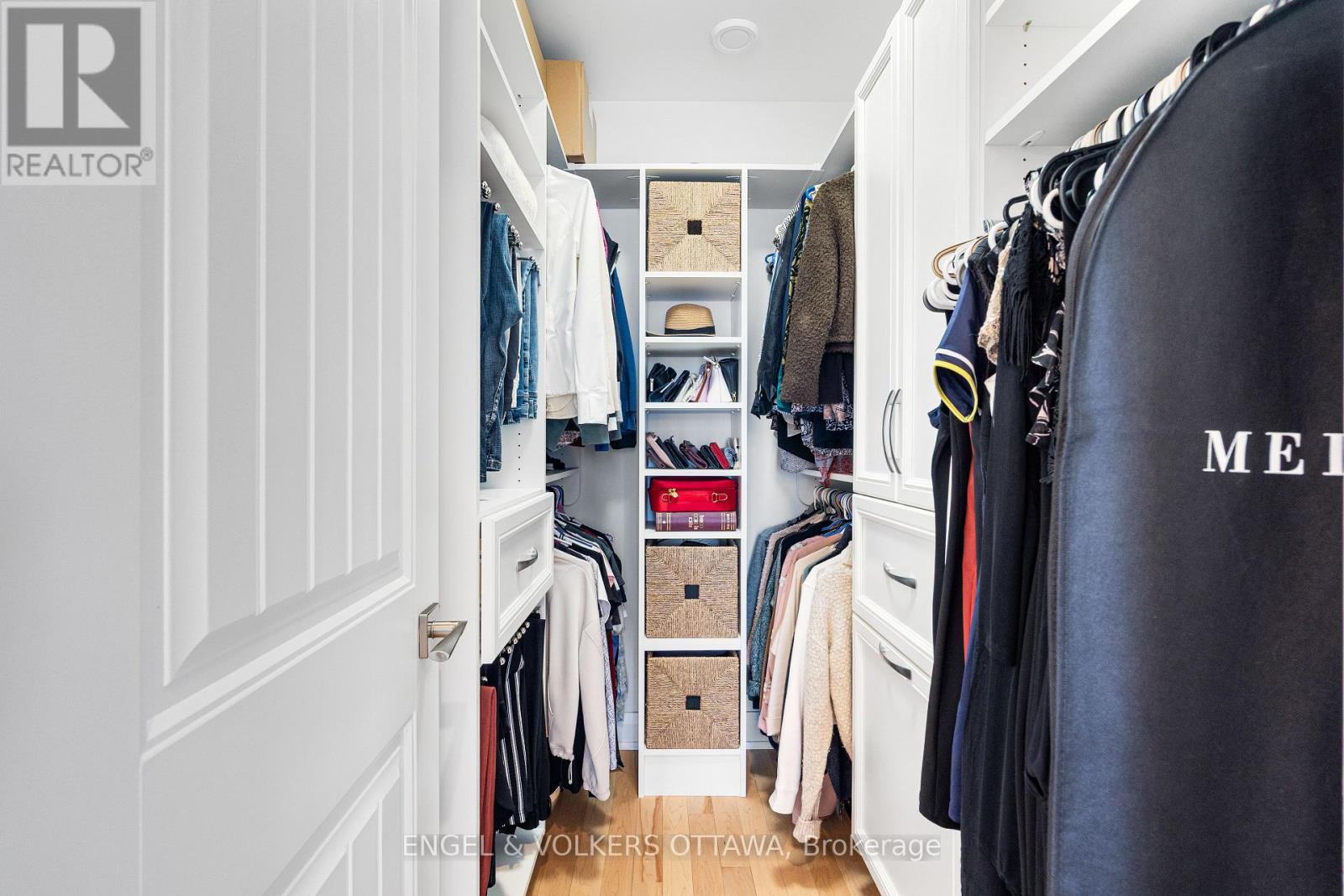 402 - 110 Cortile Private, Ottawa, Ontario K1V 2S8 - Photo 28 - X12971016