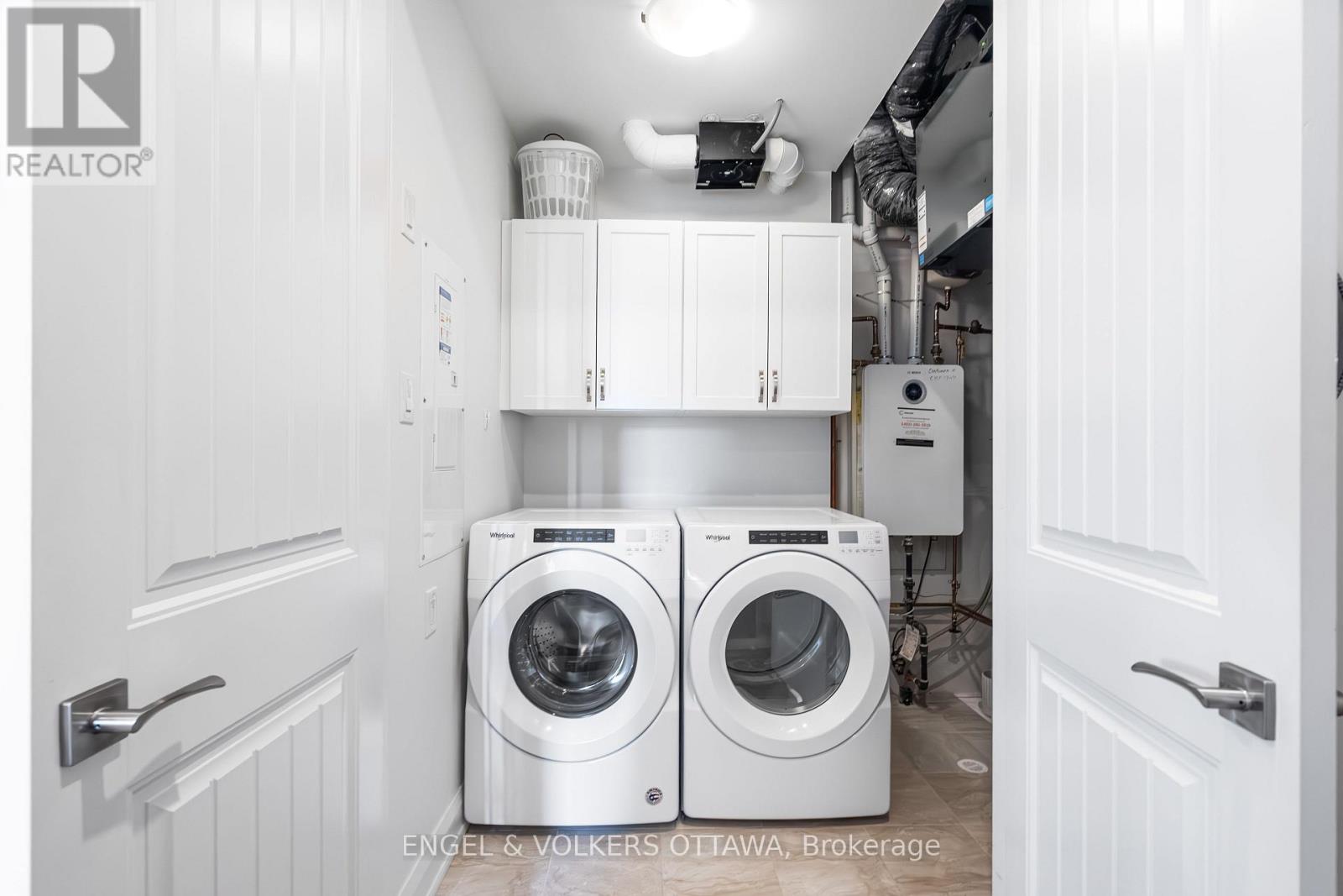 402 - 110 Cortile Private, Ottawa, Ontario K1V 2S8 - Photo 39 - X12971016