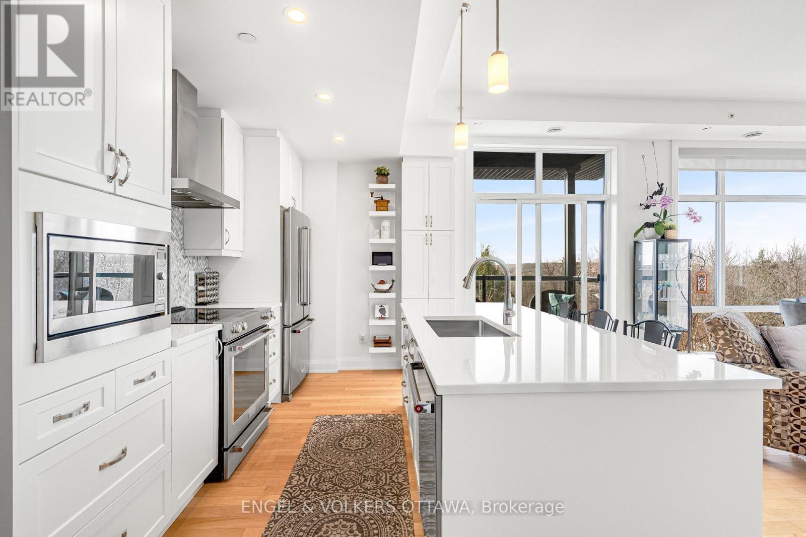 402 - 110 Cortile Private, Ottawa, Ontario K1V 2S8 - Photo 9 - X12971016