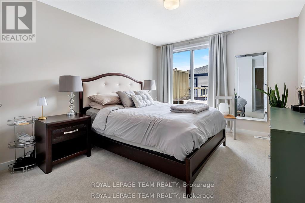 241 David Lewis Private, Ottawa, Ontario K4A 5S7 - Photo 13 - X12971068