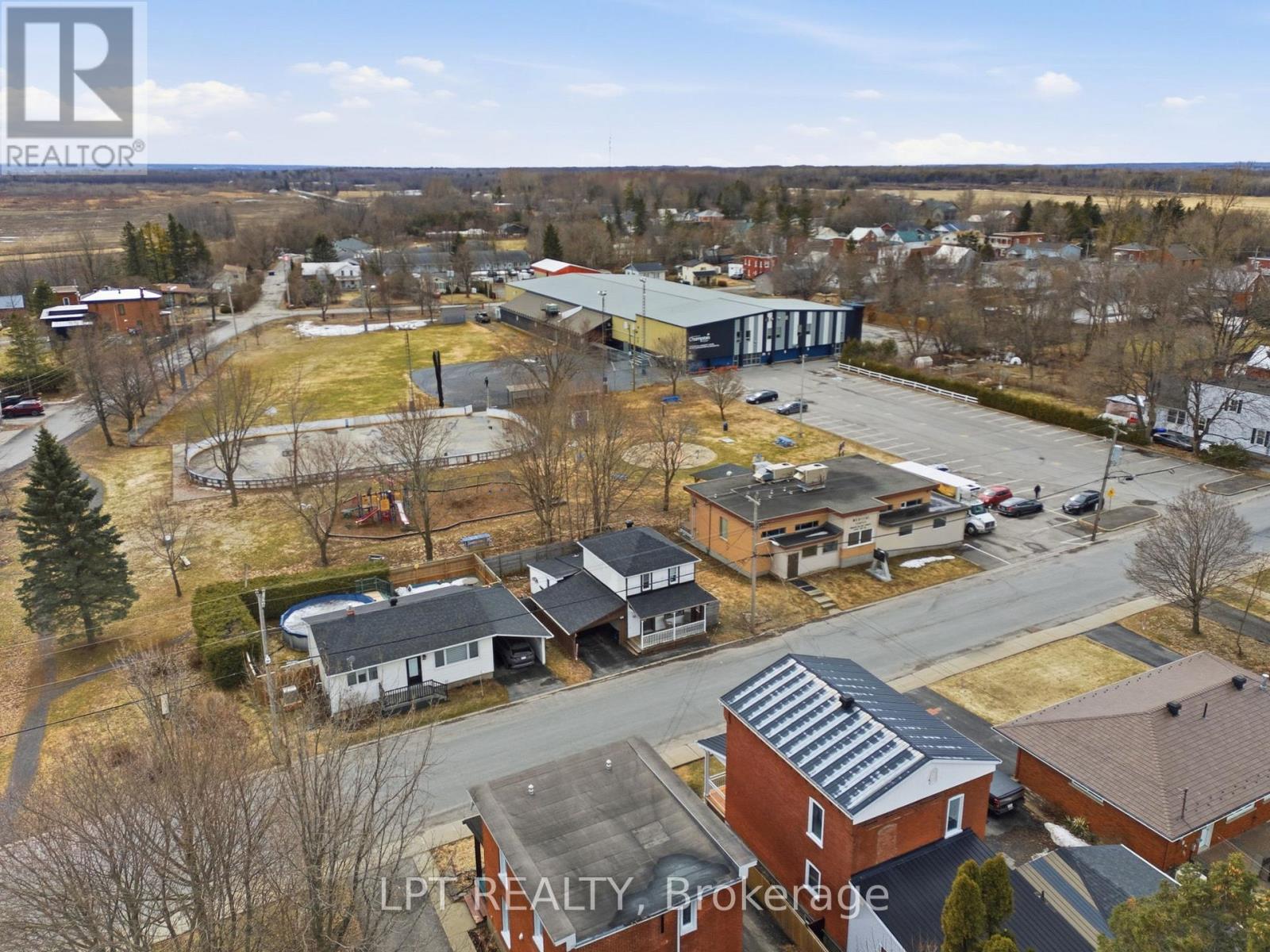 46 Mill Street, Champlain, Ontario  K0B 1R0 - Photo 31 - X12971162