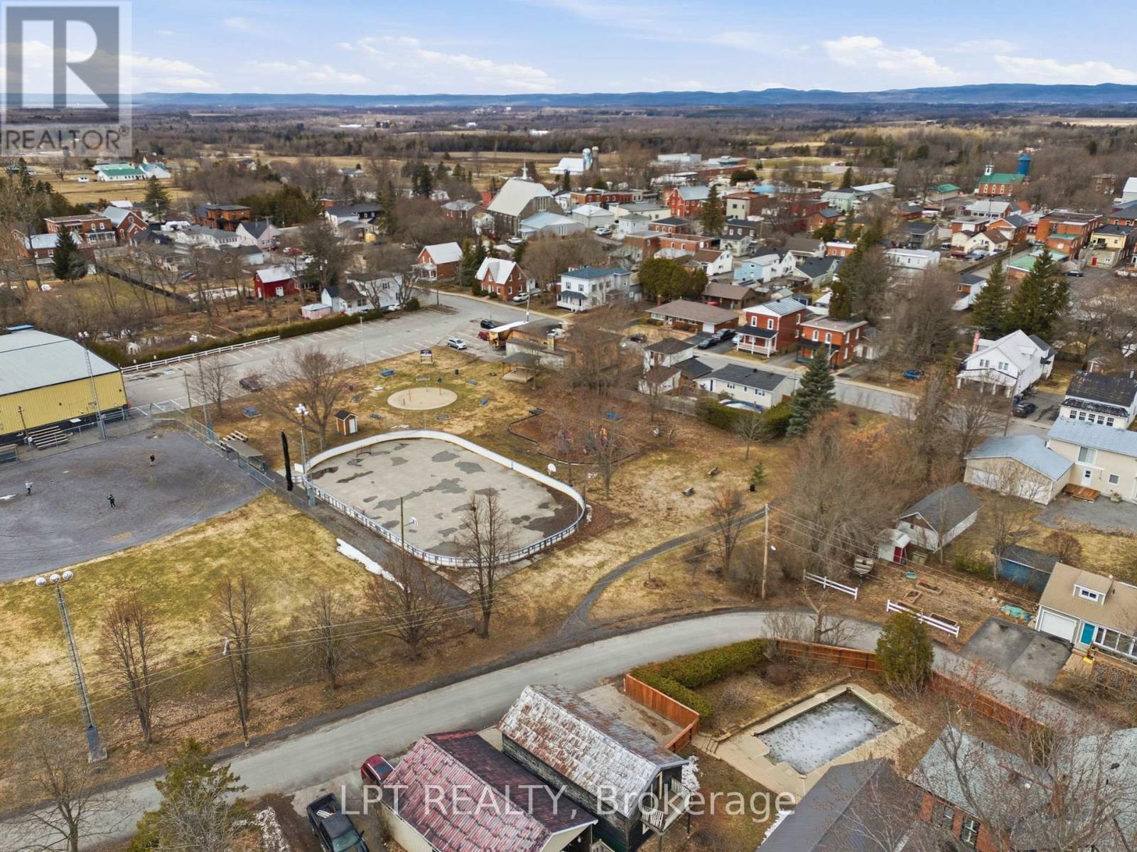 46 Mill Street, Champlain, Ontario  K0B 1R0 - Photo 34 - X12971162