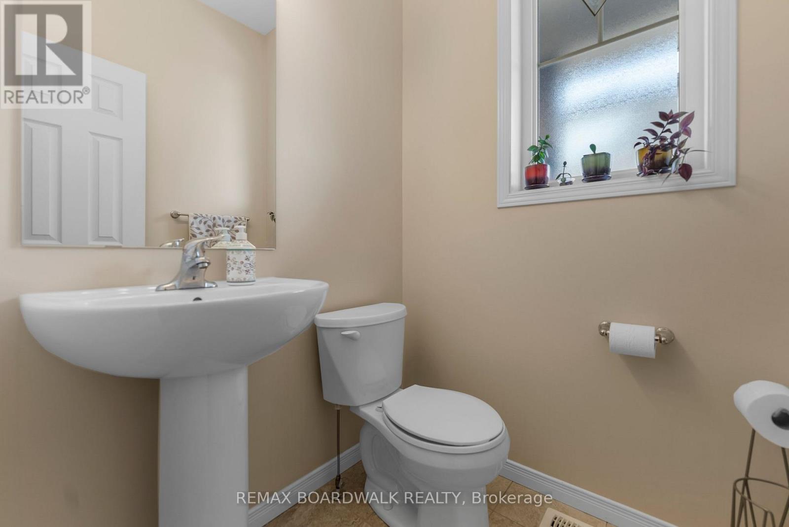 110 Riddell Street, Carleton Place, Ontario  K7C 0J8 - Photo 23 - X12971204