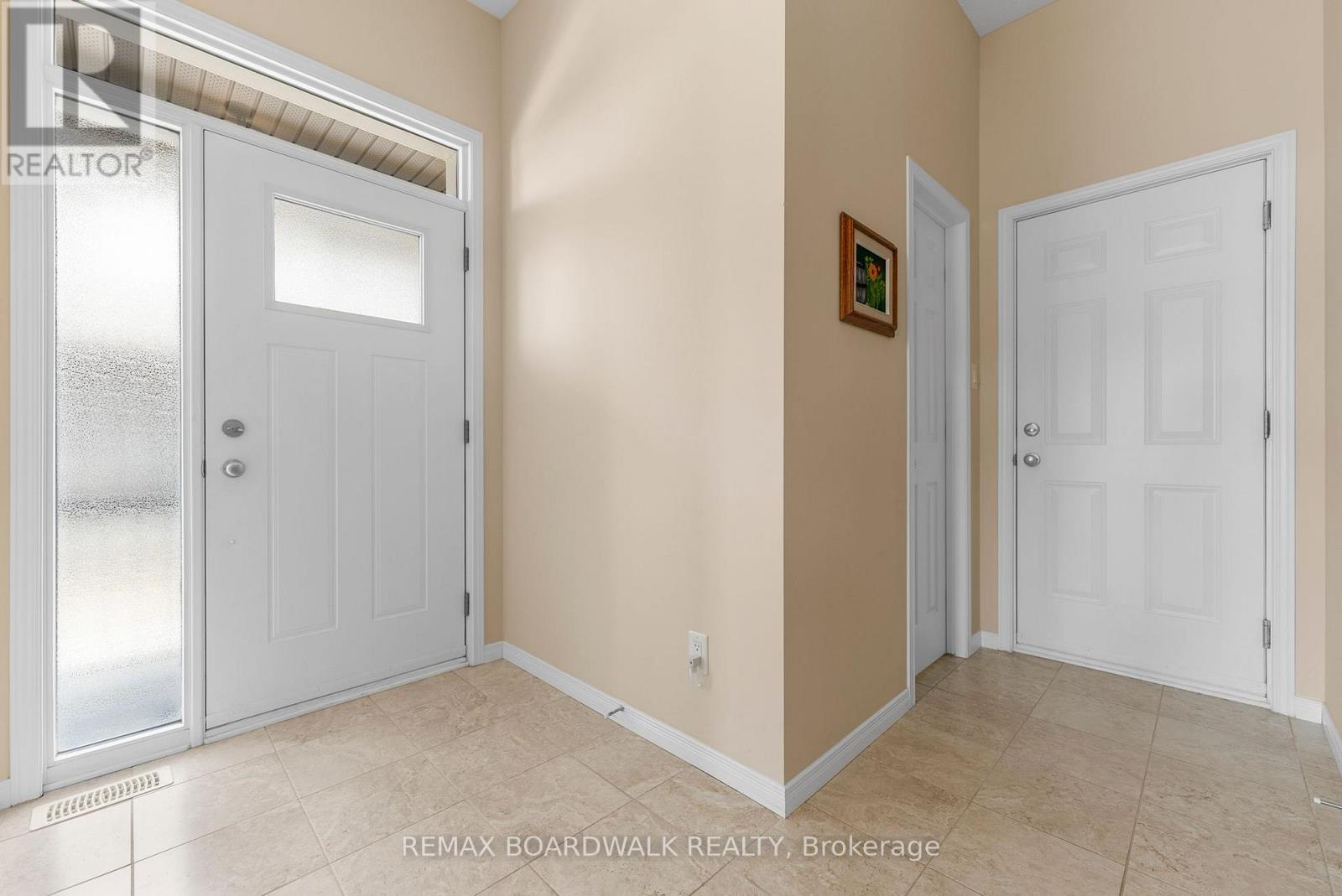 110 Riddell Street, Carleton Place, Ontario  K7C 0J8 - Photo 4 - X12971204