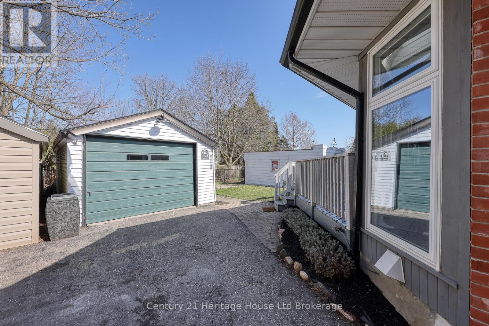 258 Graham Street, Woodstock, Ontario  N4S 6K7 - Photo 17 - X12971098