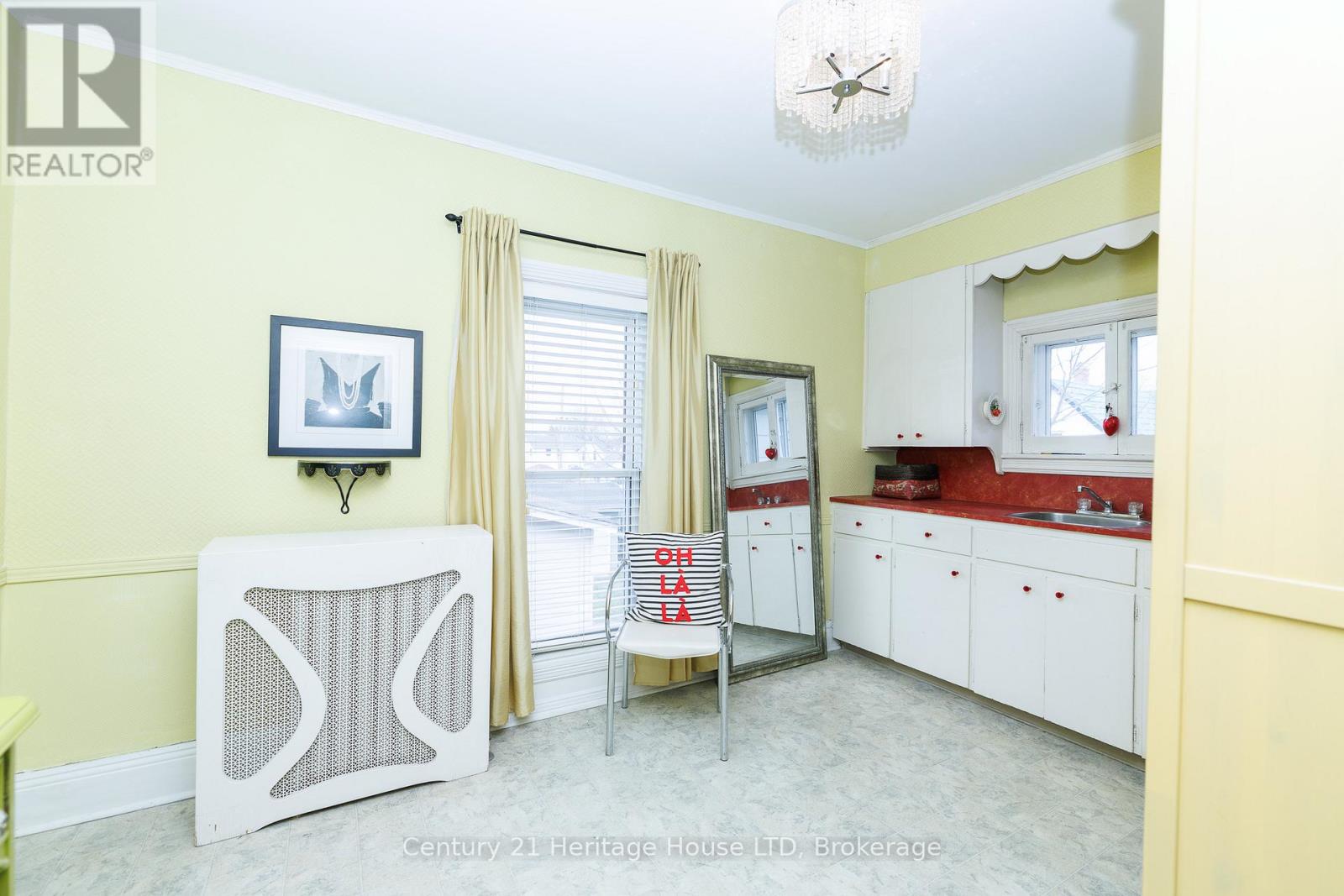 66 Bald Street, Welland, Ontario  L3C 5B9 - Photo 31 - X12971090