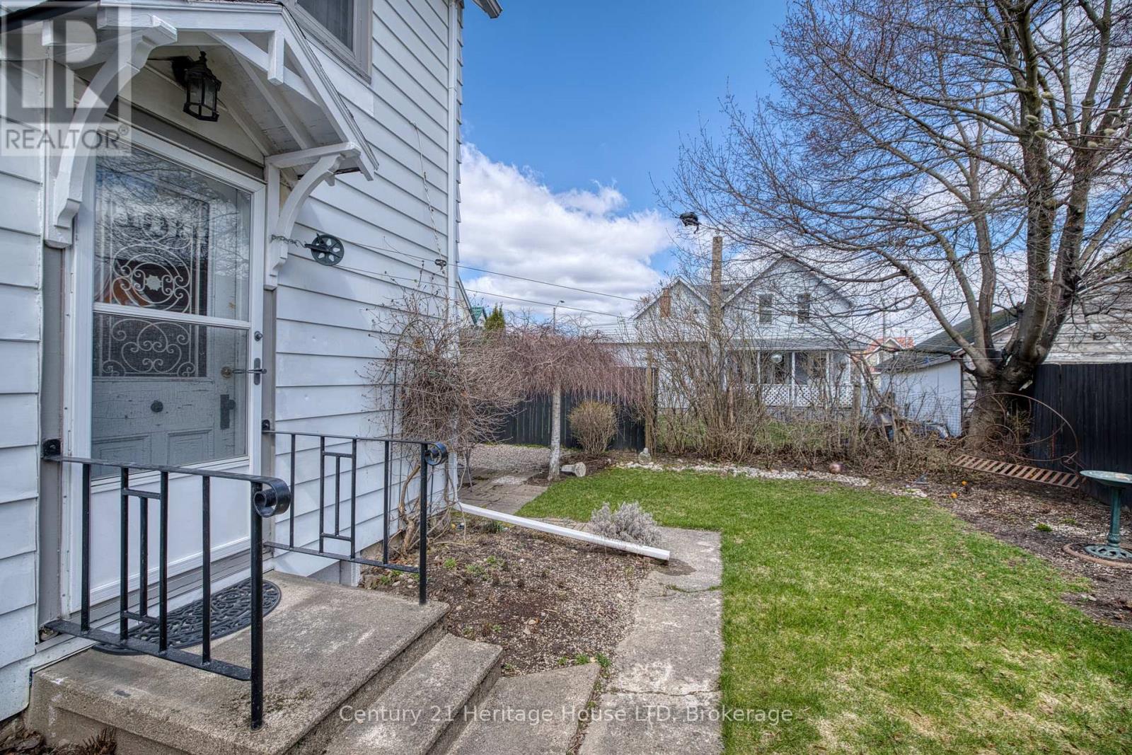 66 Bald Street, Welland, Ontario  L3C 5B9 - Photo 40 - X12971090