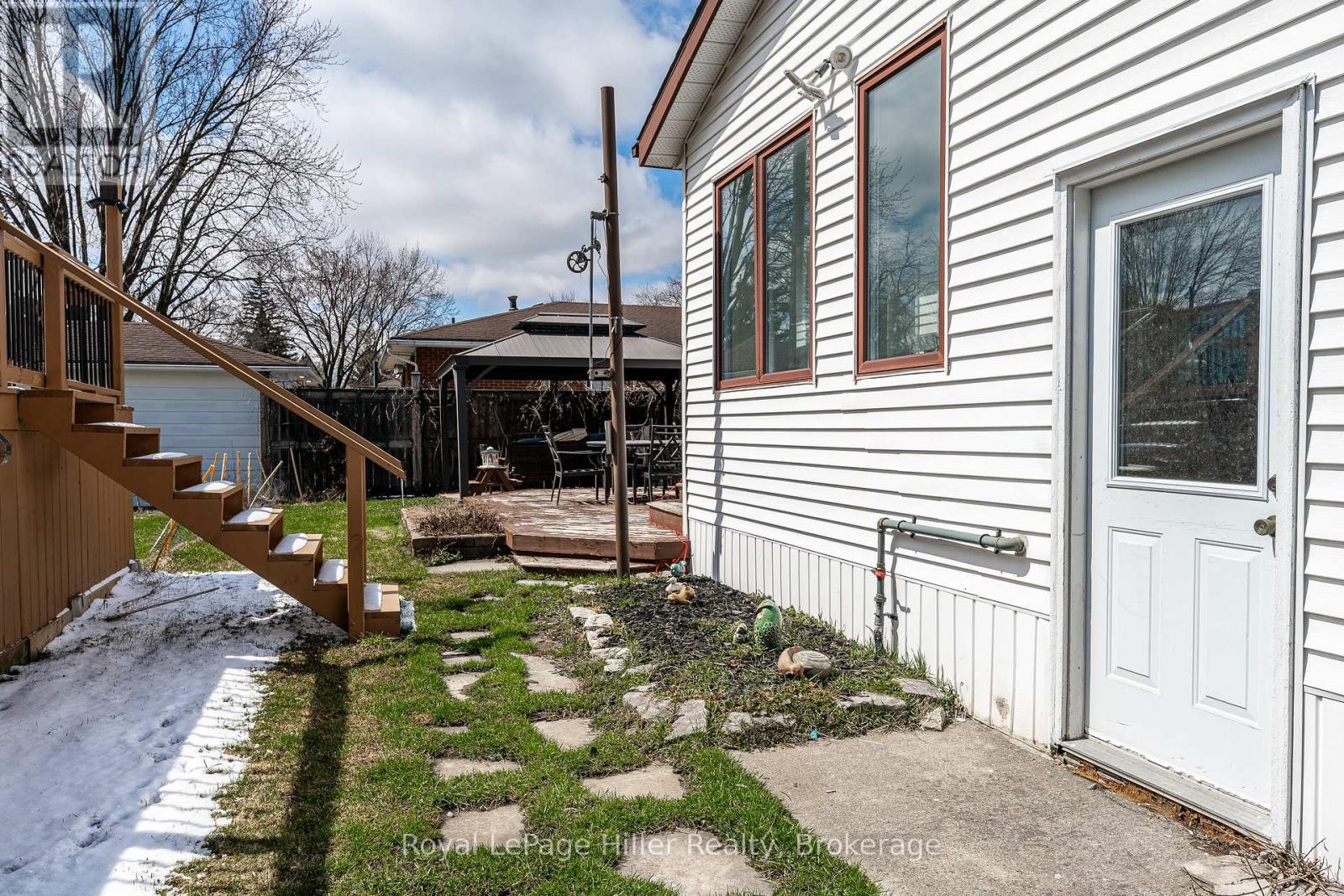 113 Whitelock Street S, Stratford, Ontario  N5A 1T2 - Photo 42 - X12970882