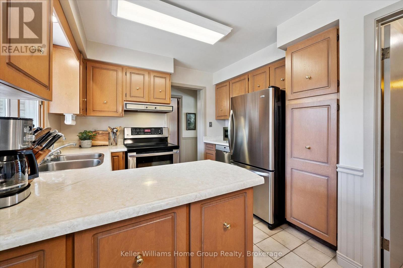 21 Honey Crescent, Guelph (Dovercliffe Park/old University), Ontario  N1G 1A4 - Photo 13 - X12970932